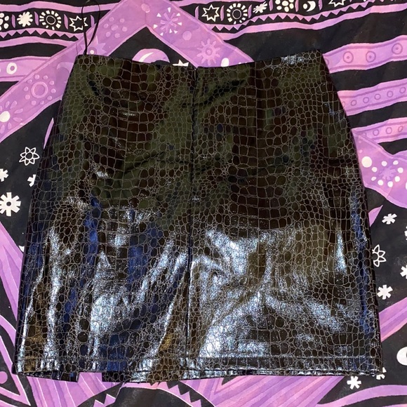 ASOS Snake Skin Skirt - Picture 4 of 4
